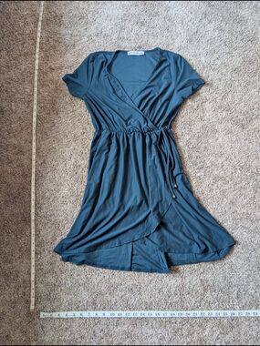 Women’s Short Sleeve Wrap Dress in Teal